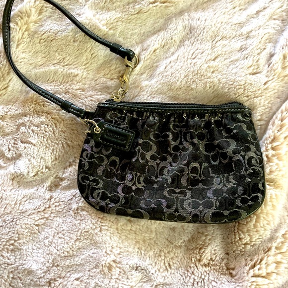 Coach wristlet - Picture 1 of 3